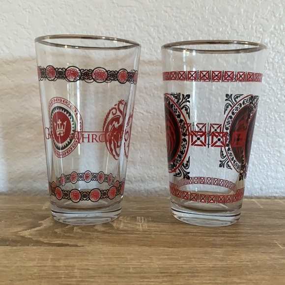 16oz Game of Thrones Silver rimmed glasses NWOT (2) - Picture 3 of 3